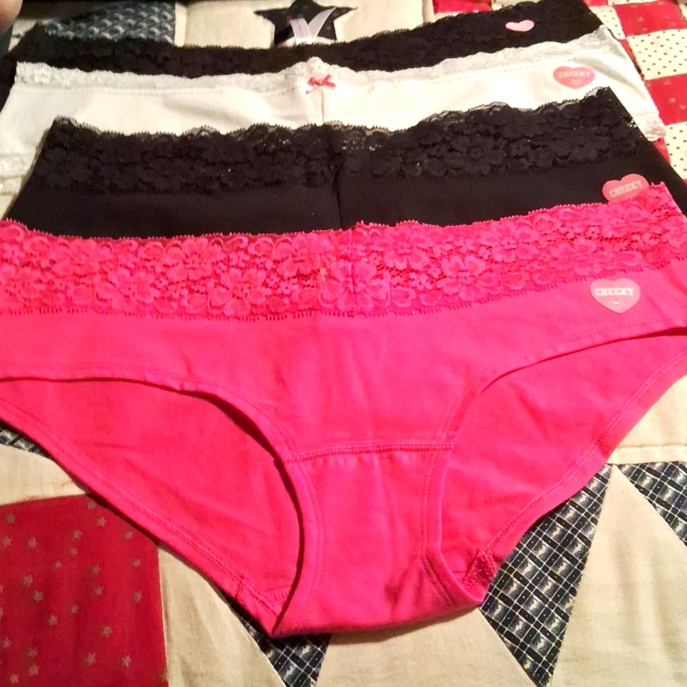 NWT,Victorias Secret PINK,Lot of 4 Pairs"Cheeky"Hiphugger Style,Vintage Panties